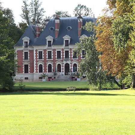 לינה וארוחת בוקר Gevrolles Chateau Du Breuil מראה חיצוני תמונה