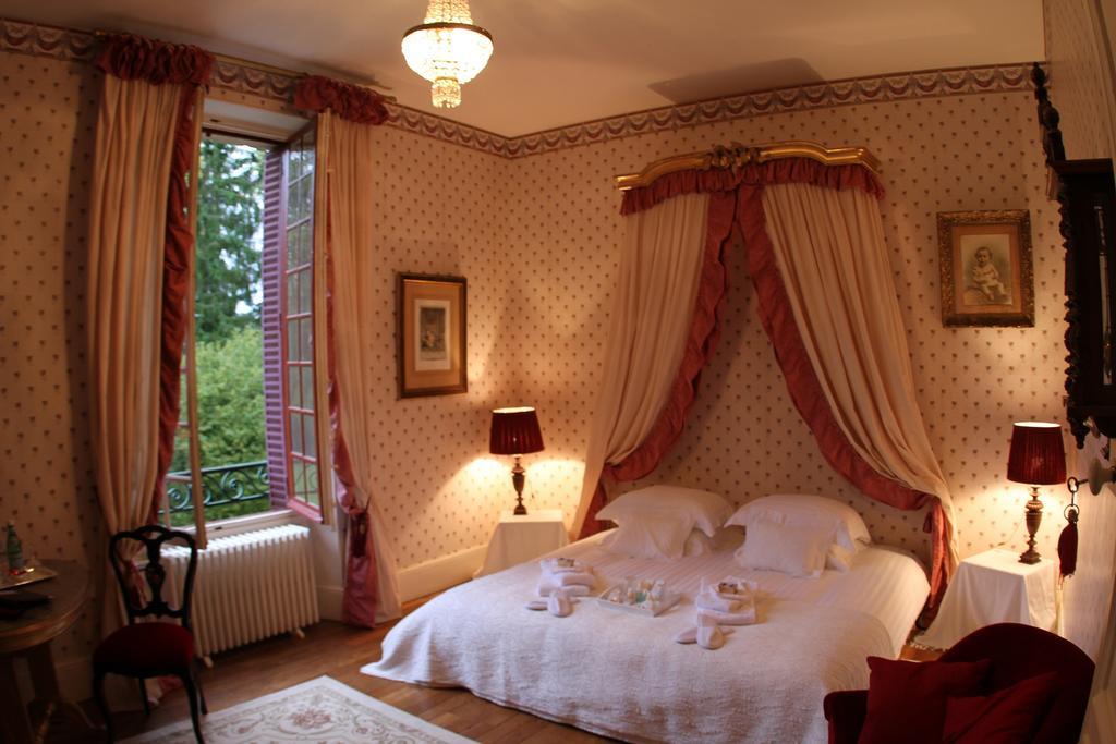 לינה וארוחת בוקר Gevrolles Chateau Du Breuil חדר תמונה